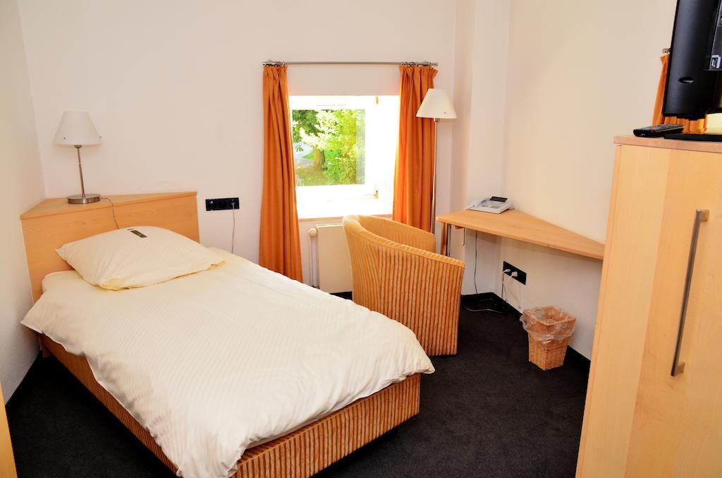 Velcrea Hotel Willebadessen Room photo